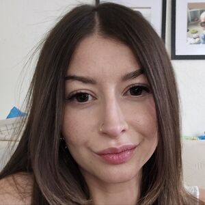 Meet your Posher, Zuzu